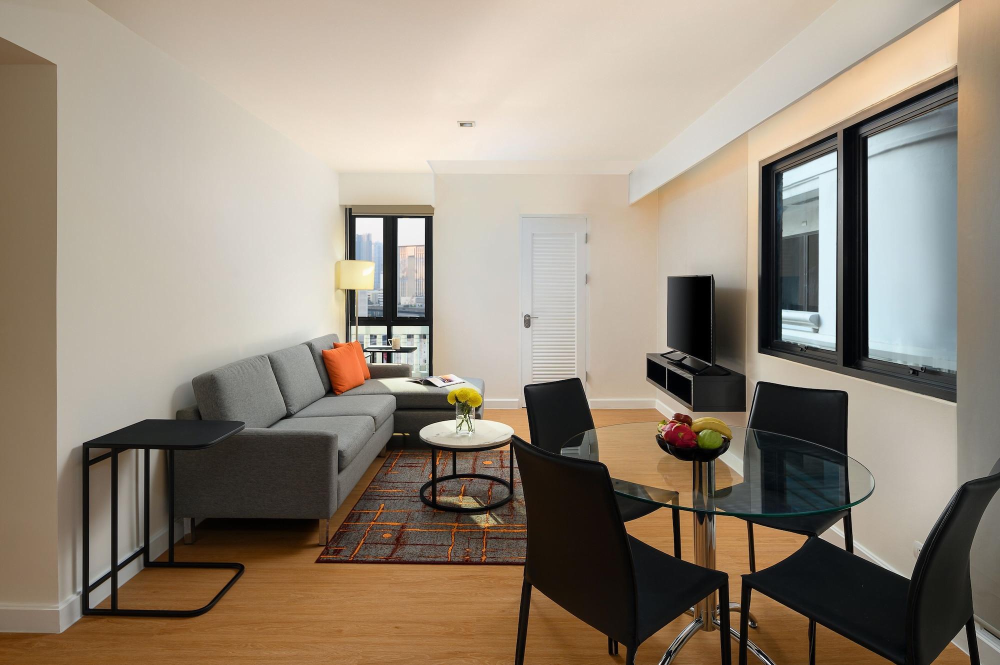 Parkroyal Suites Бангкок Екстер'єр фото