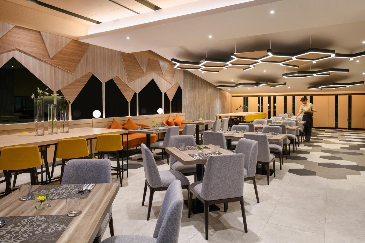 Parkroyal Suites Бангкок Екстер'єр фото